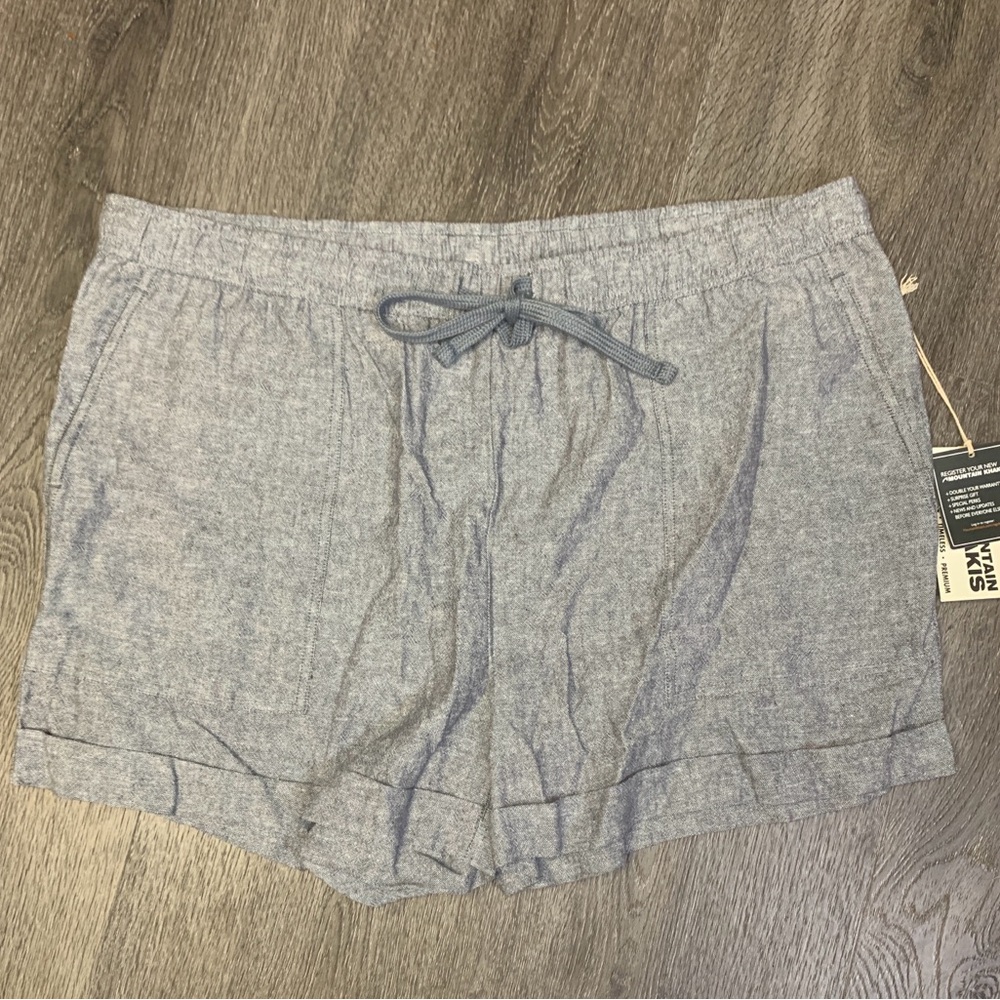 NWT Mountain Khakis Women XL Silverleaf Shorts Linen Blend Coal Cuffed Pocket